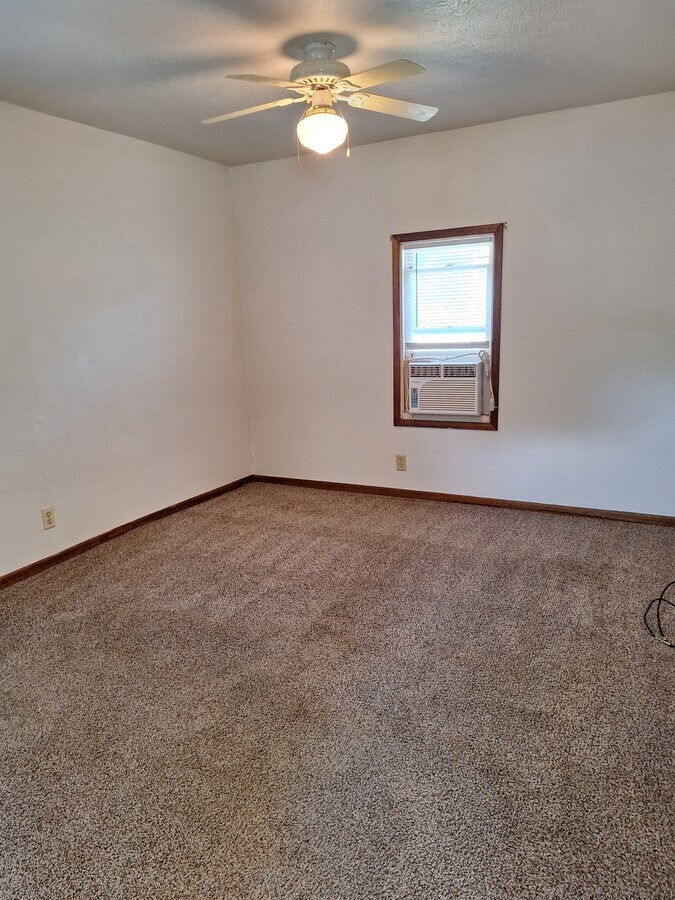 908 N 2nd St Rental House Rental in Norfolk, NE