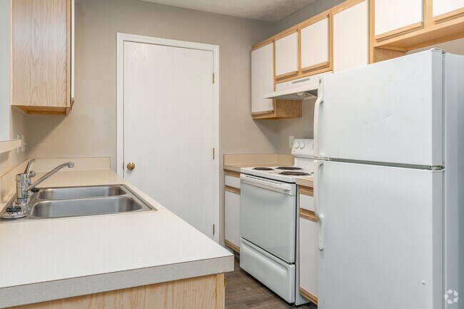 1 habitación, 1 baño - 735 pies cuadrados - Cocina - Leafy Dell Apartments