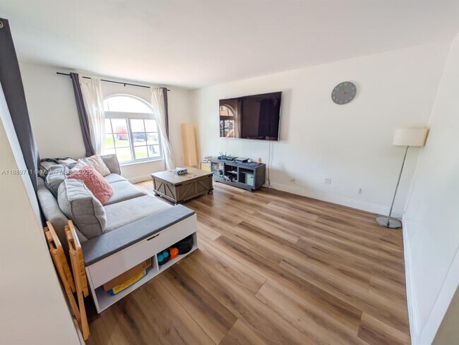Photo - 15369 SW 36th Terrace