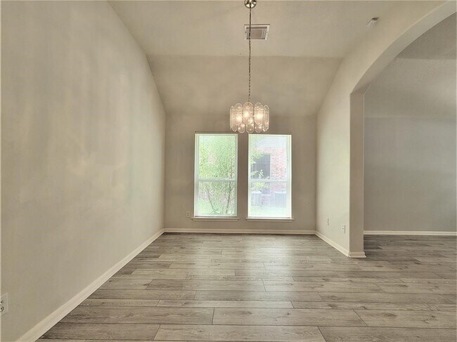 Photo - 13910 White Oak Glen Ct