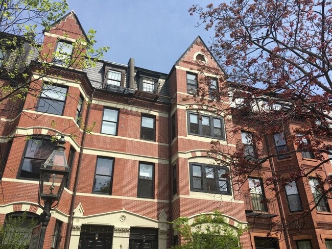 Photo - 301 Marlborough St Unidad 9