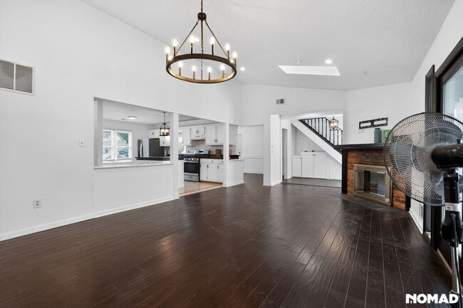 Photo - 102 Oak Glen Rd