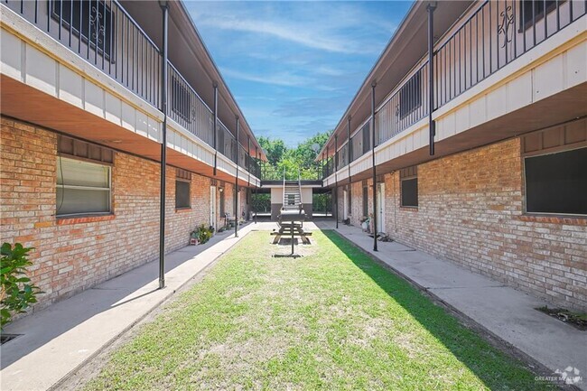 Building Photo - 1521 Nolana Ave Rental