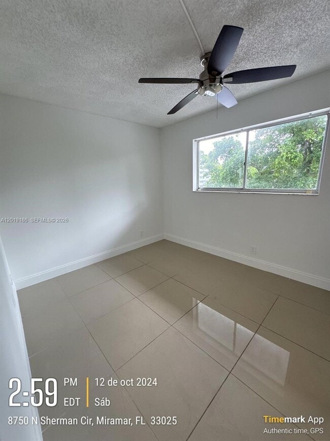 Photo - 8730 N Sherman Cir Unit 302