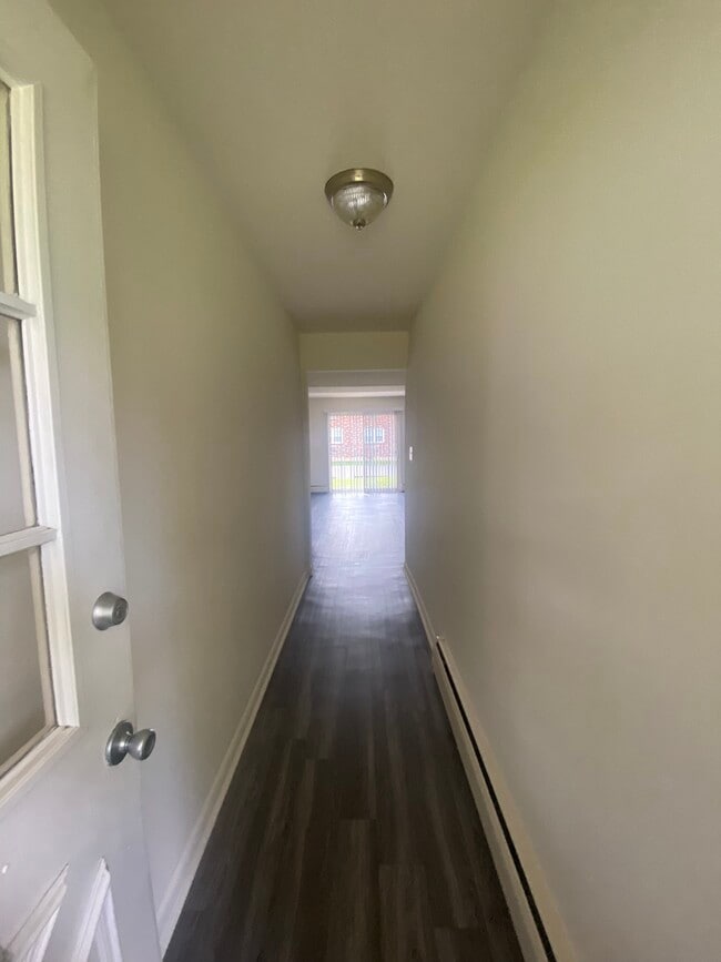 Photo - Broadmore Apartments