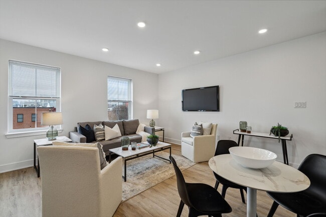 Photo - 1201 W Girard Ave