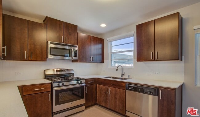 Photo - 1012 Frederick St Unit 3
