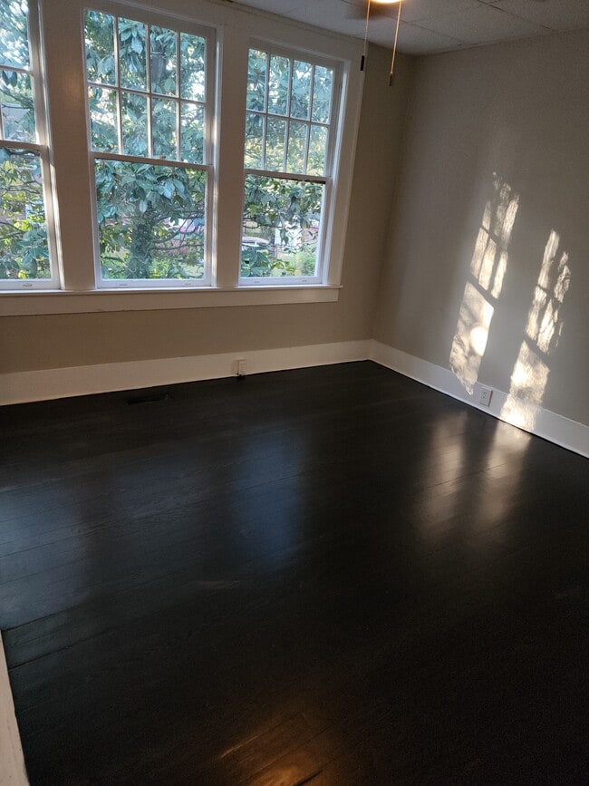 Photo - 919 Inverness Ave