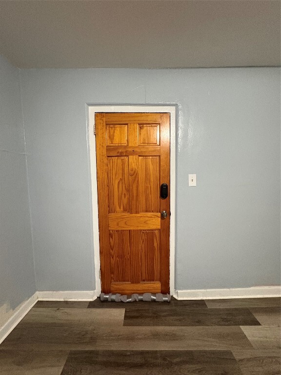 Photo - 114 Conklin Ave Unidad 1R