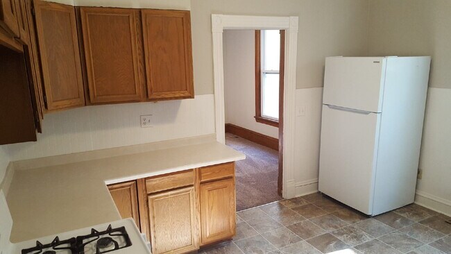 Photo - Charming 1-Bedroom Retreat on Colfax Ave – Your Cozy Minneapolis Haven Awaits!