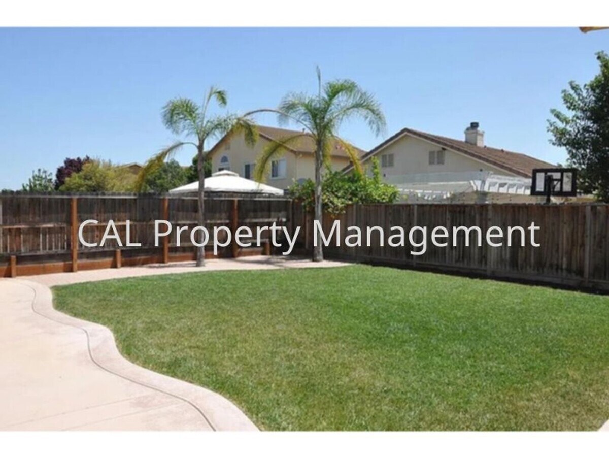 Photo - Beautiful 4 bedroom home in Hollister, CA