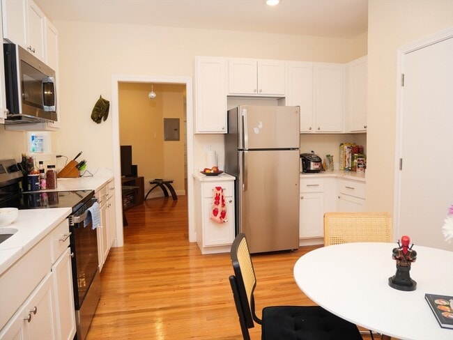 Photo - 10 Beals St Unit 2