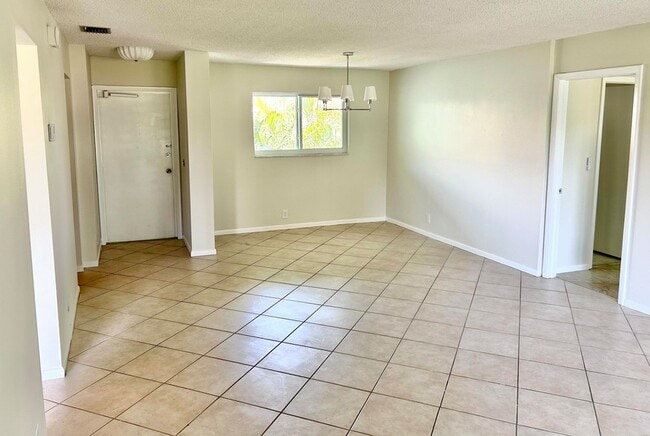 Photo - 421 S Lakeside Dr Unit 7