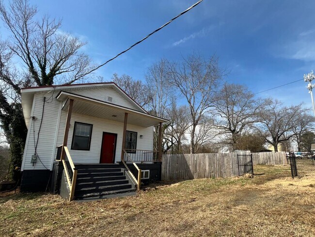 Photo - 1140 Sunset Hill Rd