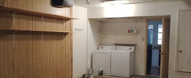 Photo - 1213 Silverton Ct