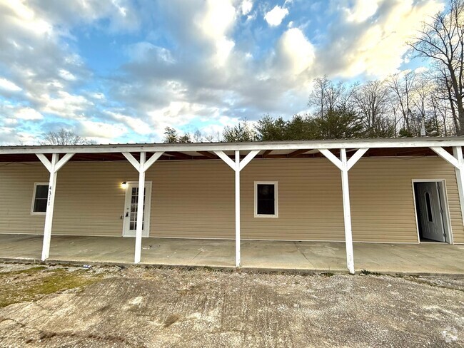 Building Photo - Four Bedroom Apartment in Corbin, KY