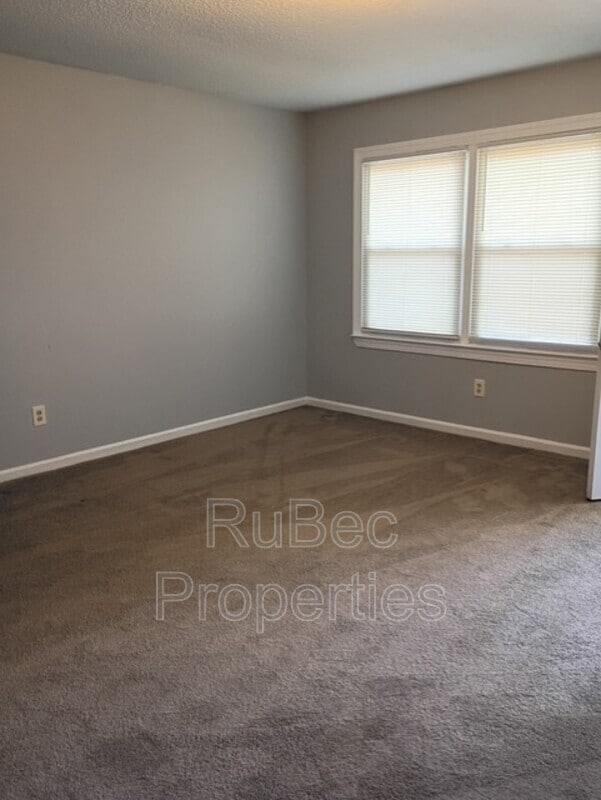 Photo - 476 S King St