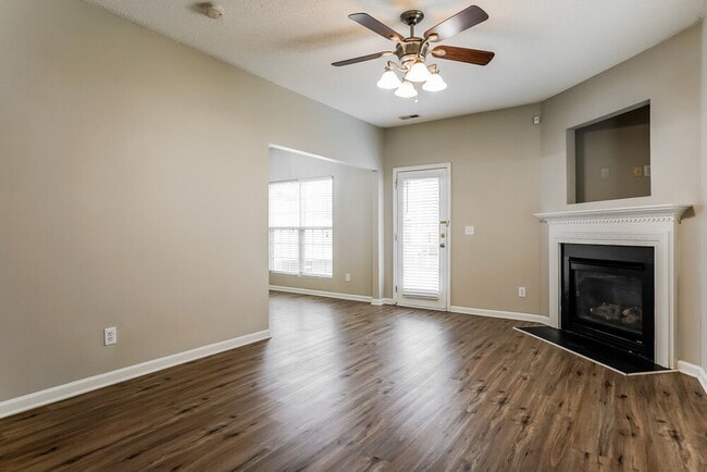 Photo - 4449 Snowcrest Ln