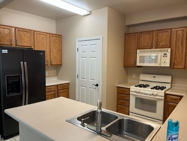 Photo - 3 Bedroom Townhouse in Gated Boulder Park ~ Prescott