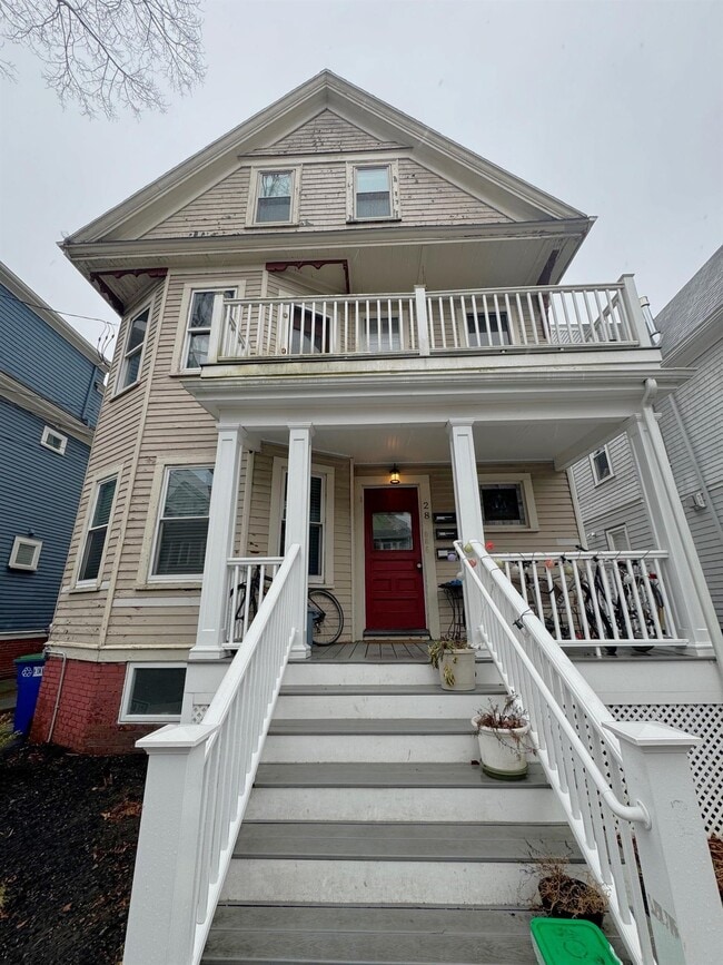 Building Photo - 28 Lexington Ave Unit 1