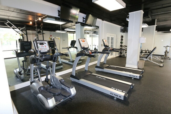 helix-at-the-district-memphis-tn-building-photo - Helix at the District