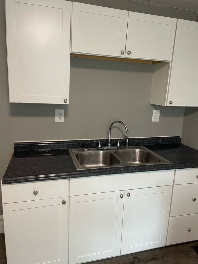 Photo - 428 13th St Unit 428.5