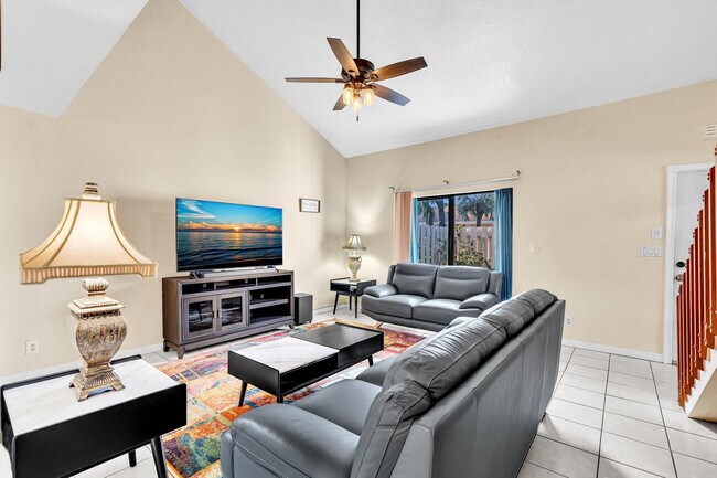 Photo - 10240 NW 33rd Pl