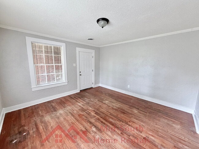 Photo - 1379 Ferguson Rd Unit 3