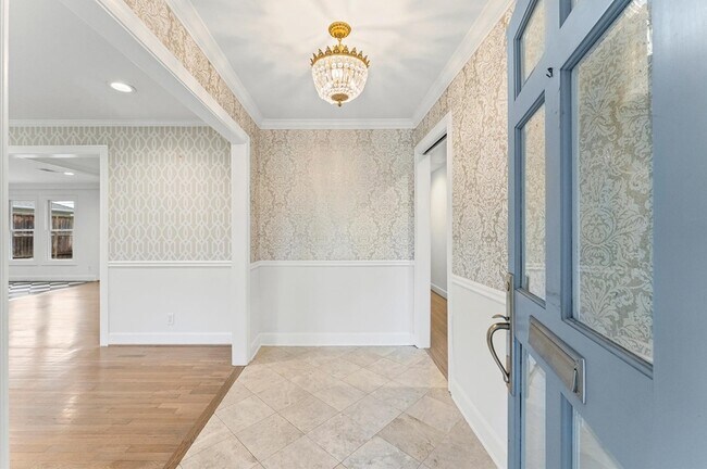 Photo - 6158 Burgoyne Rd