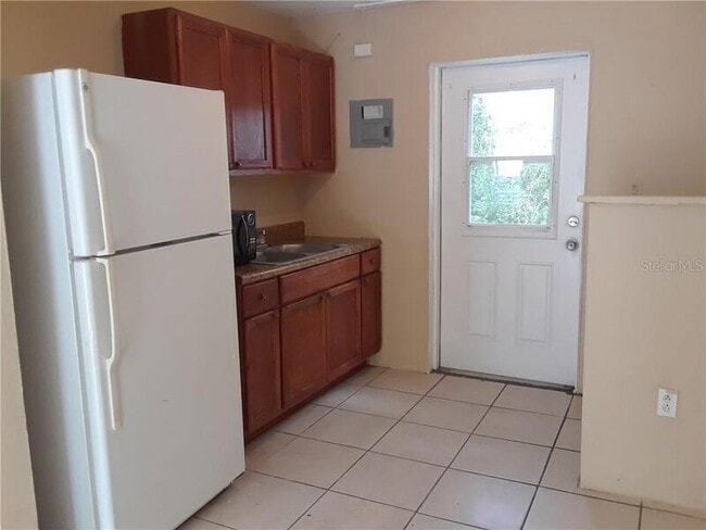 Photo - 1032 W Jefferson St Unit 5