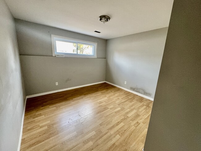 Building Photo - 163 Rue des Boulonnais Unit 7