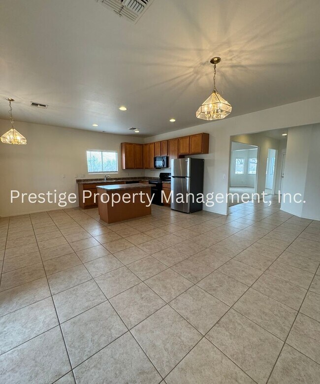 Photo - Beautiful Must see Spacious 4/2 Home on the SouthWest Side!!