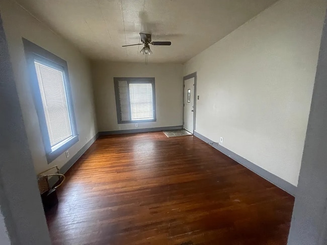 Photo - 5115 N Main St