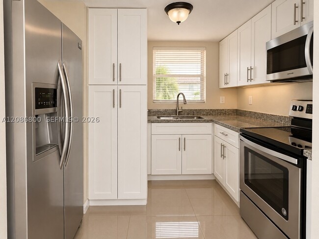 Photo - 8850 Fontainebleau Blvd Unit 203
