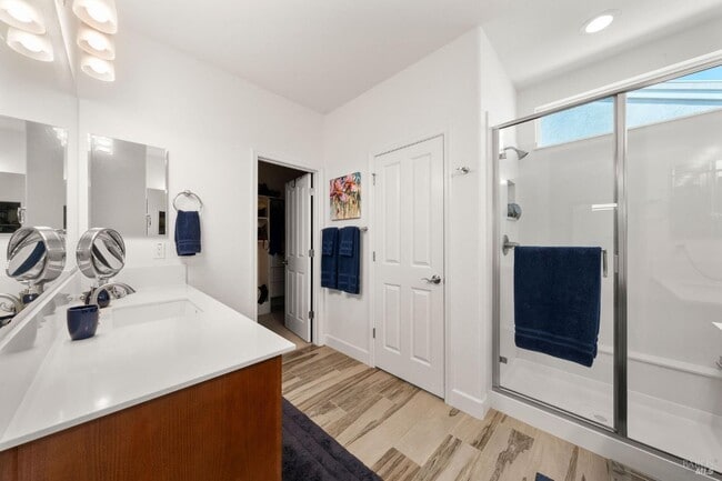 Photo - 295 Marks Rd