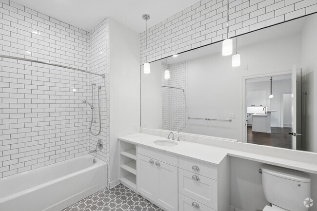 2BR, 2BA - 1,457SF - Primary Bathroom