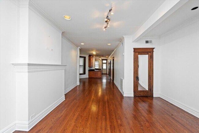 Photo - 3744 N Fremont St Unit 1