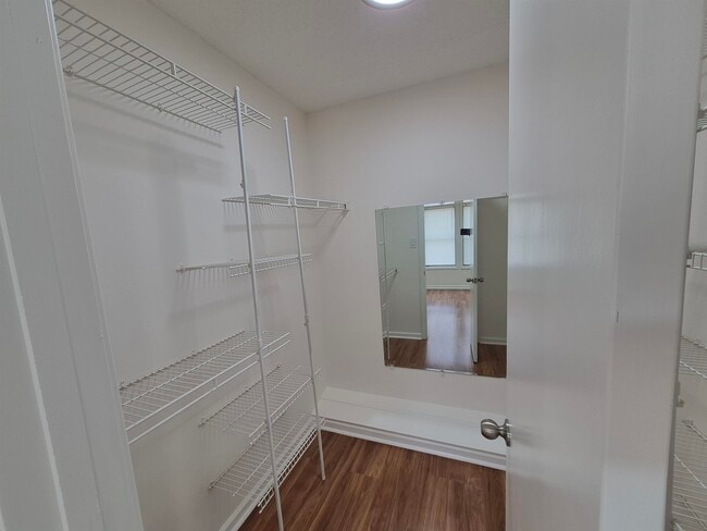 Photo - 5657 Heartwood Dr