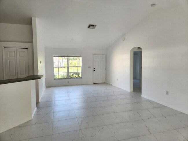Photo - 14980 Coopers Hawk Way