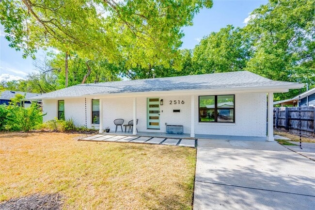 Building Photo - 2516 Friar Tuck Ln