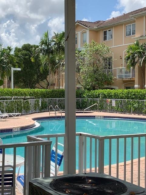 Photo - 7100 NW 177th St Unidad 202-14