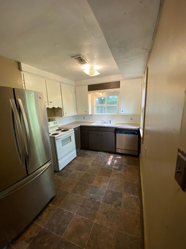 Photo - 2 BEDROOM 1 BATH