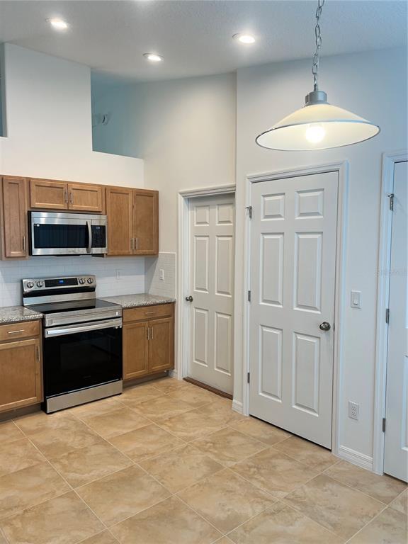 Photo - 9 Poinfield Pl