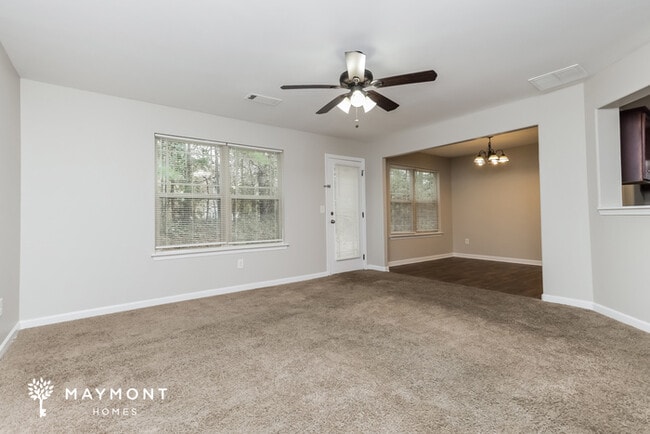 Photo - 935 Justice Dr