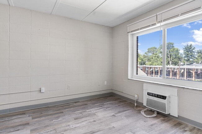 Photo - The Metropolitan