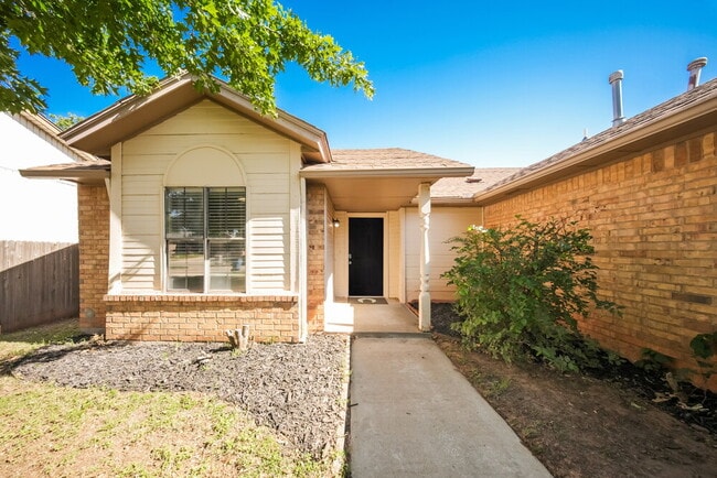 Photo - 9705 Oaktree Terrace
