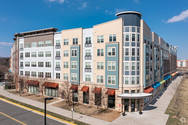 Photo - 2700 Neabsco Common Pl