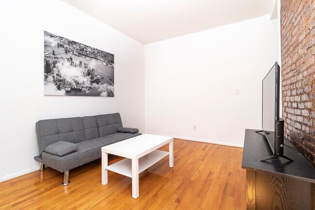 Photo - 306-318 East 96th Street-SI ID1032044P Unit SI ID1032044P