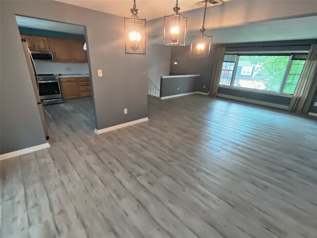 Photo - 4244 Emerson Pl