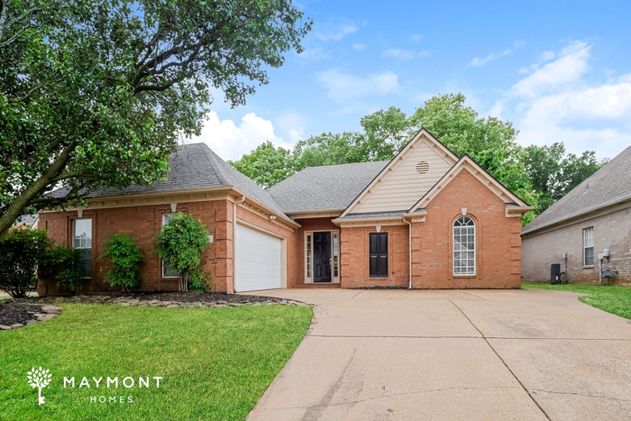 Photo - 8441 Shady Elm Dr
